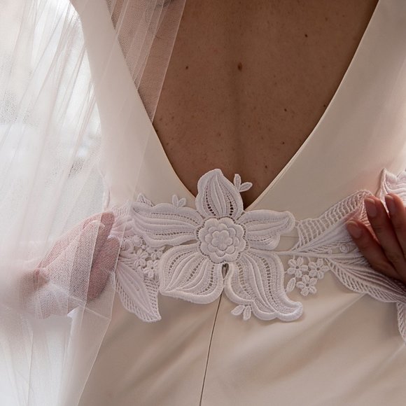 Elizabeth Fillmore IRIS dress and EDWARDIAN SHRUG - Picture 8 of 16